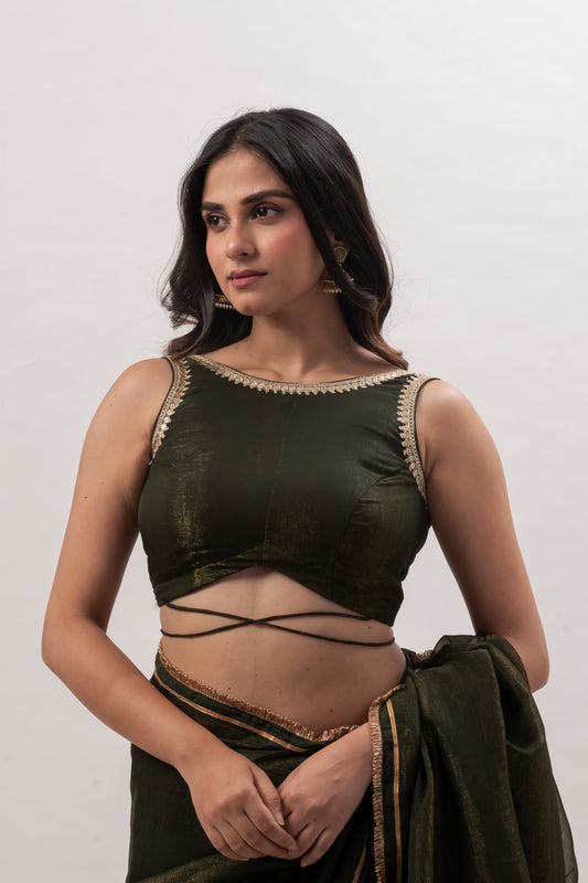 Black Sleeveless Boat Neck Blouse